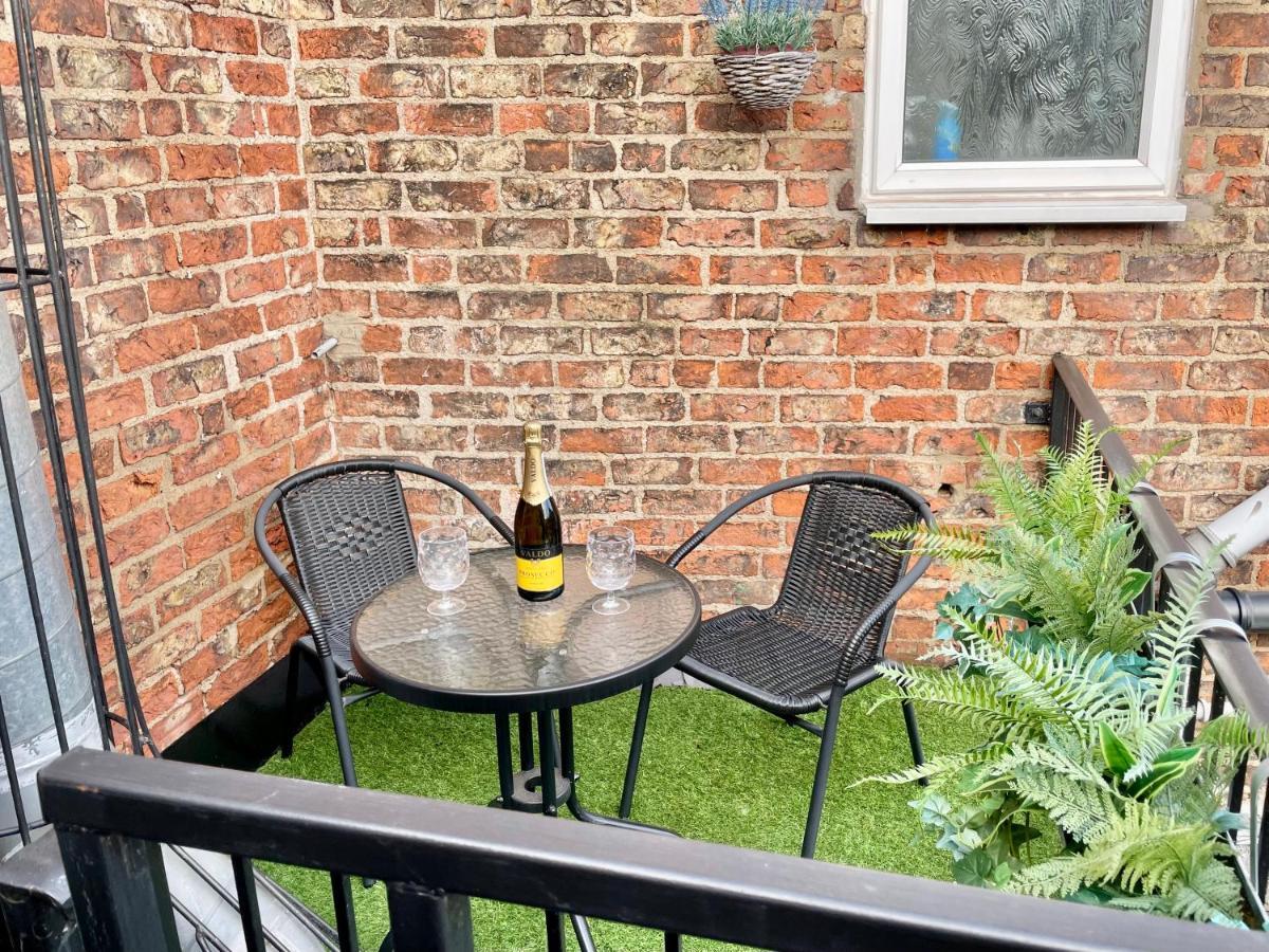 Russets Rest Apartment Йорк Екстериор снимка